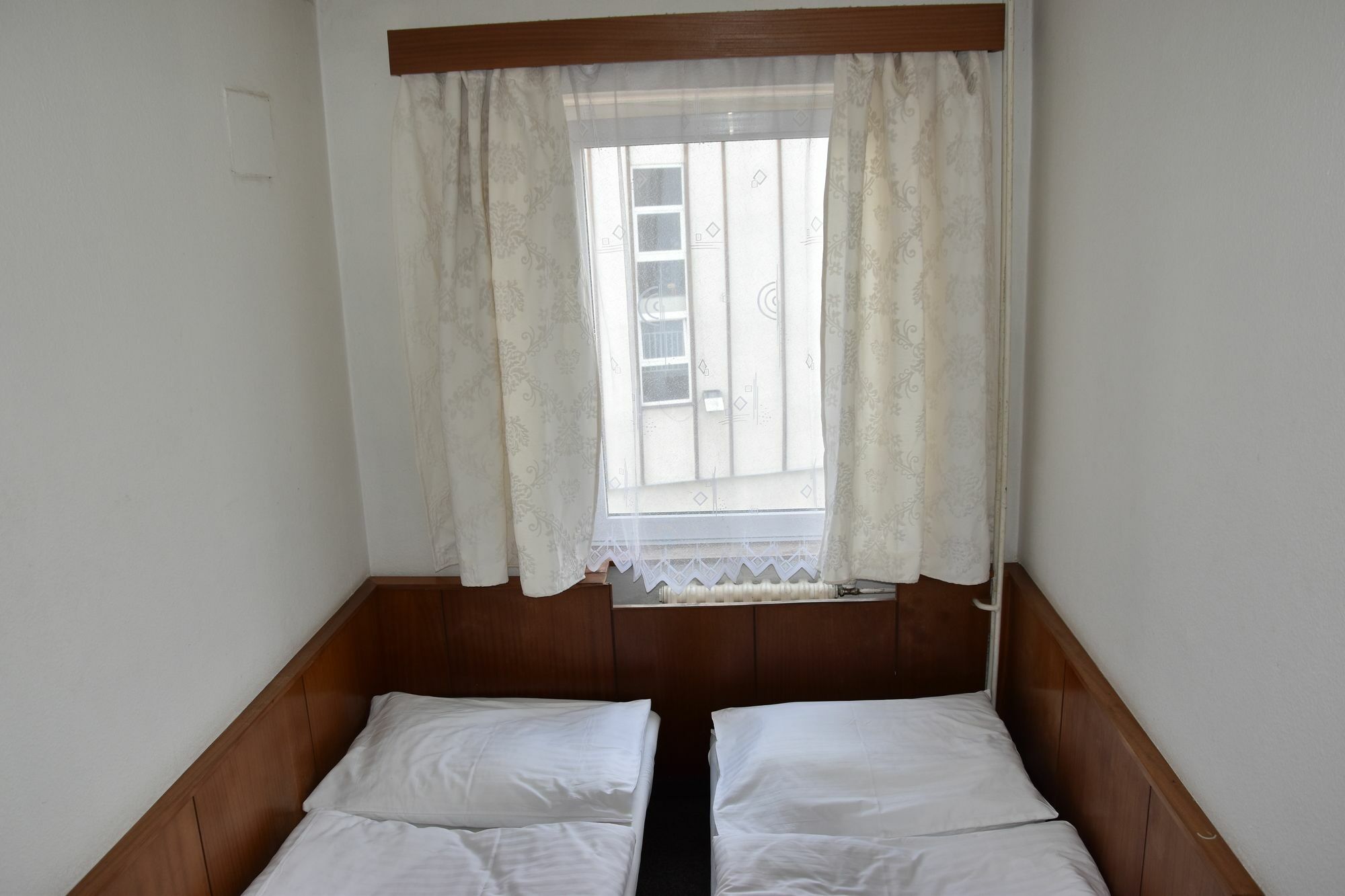 Hotel Alexander Прага Екстериор снимка
