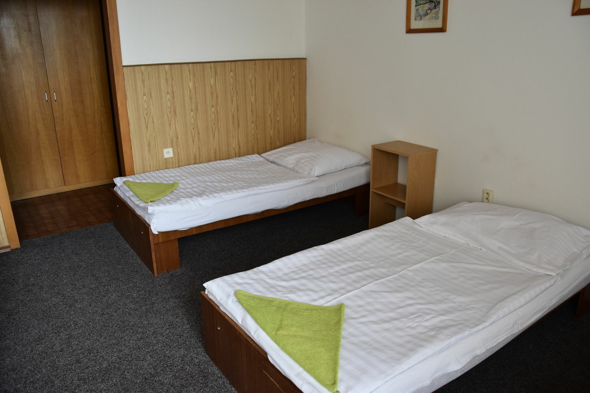 Hotel Alexander Прага Екстериор снимка
