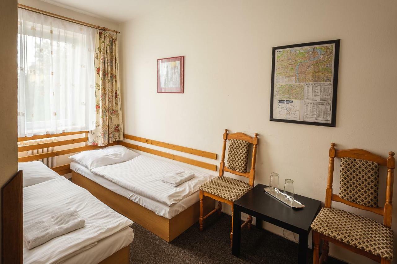 Hotel Alexander Прага Екстериор снимка